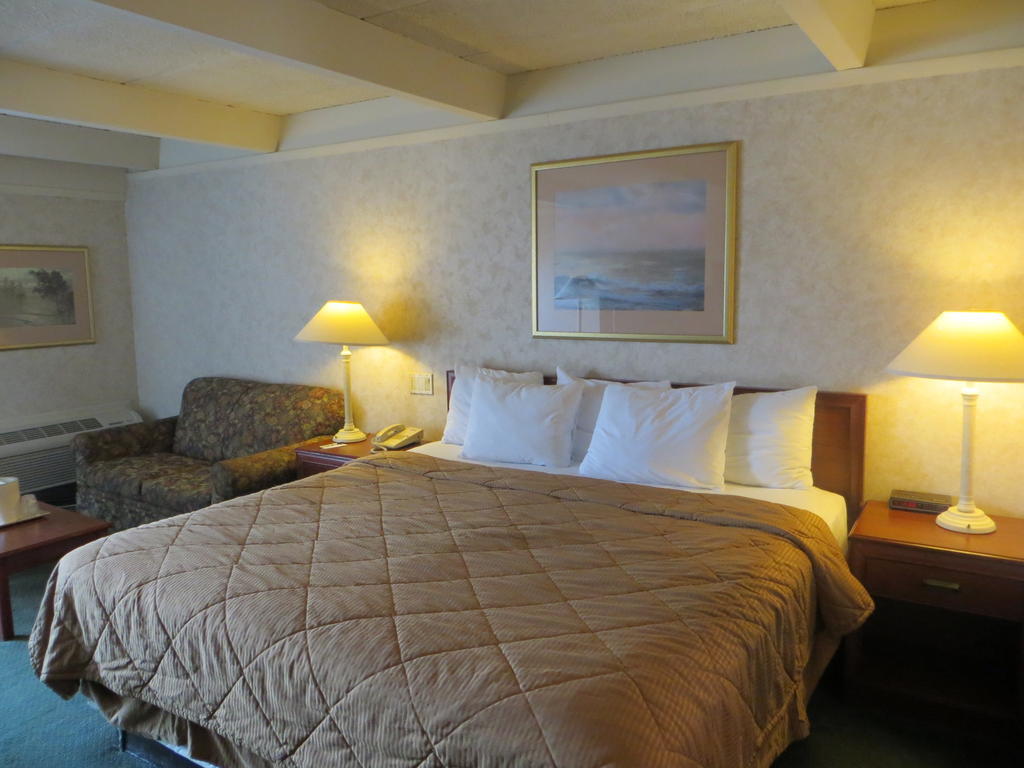 Rodeway Inn Скоки Стая снимка