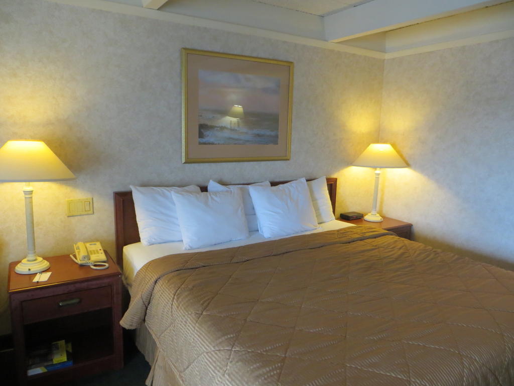 Rodeway Inn Скоки Стая снимка